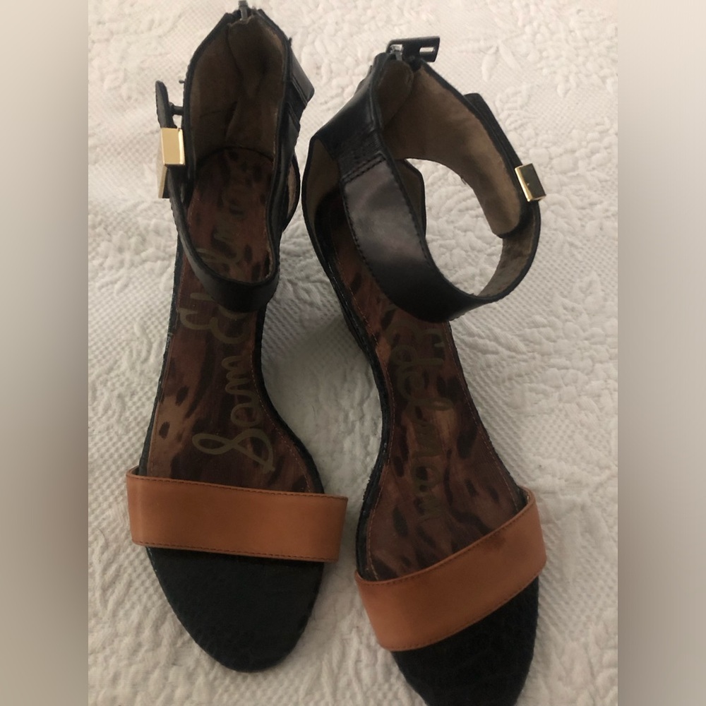 Sam Edelman Elegant Black and Tan Heels with Ankle Strap 8.5 M
